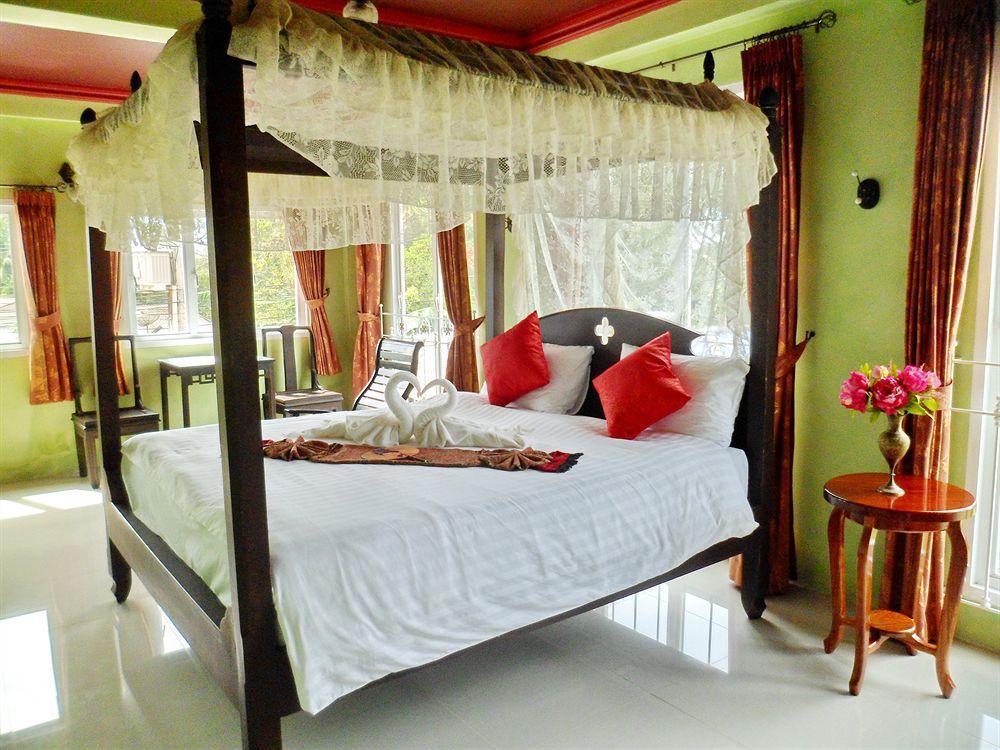 Khaolak Boutique Hertitage Khao Lak Exterior photo